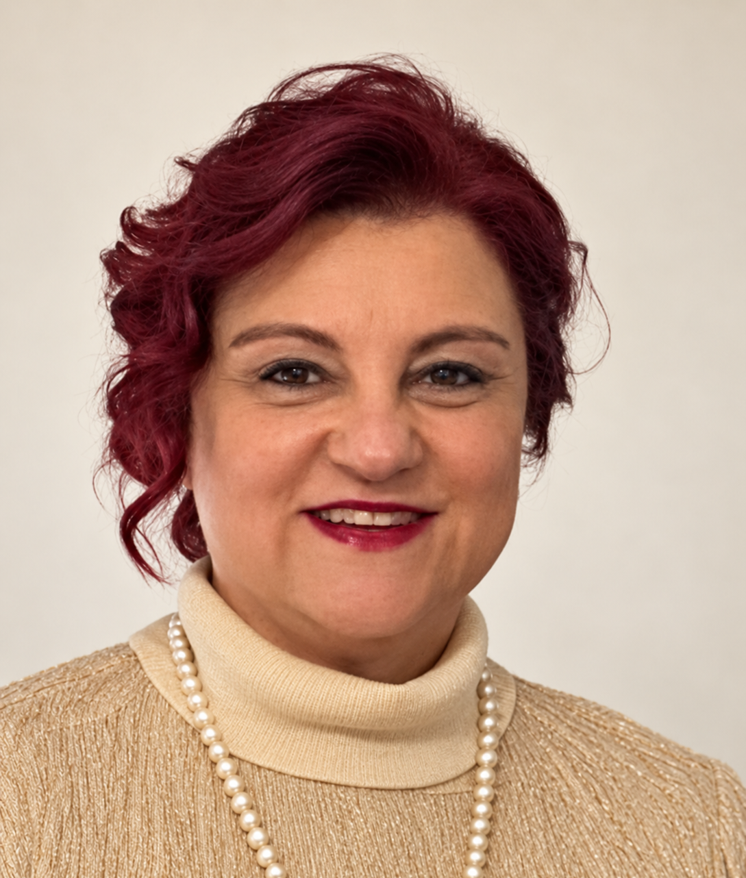 Müge AKMANSU